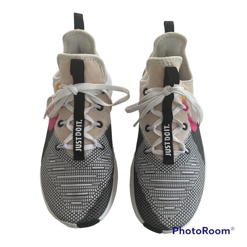 Nike Free TR8